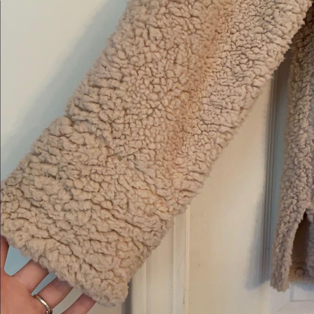 fluffy jacket - Picture 2 of 6